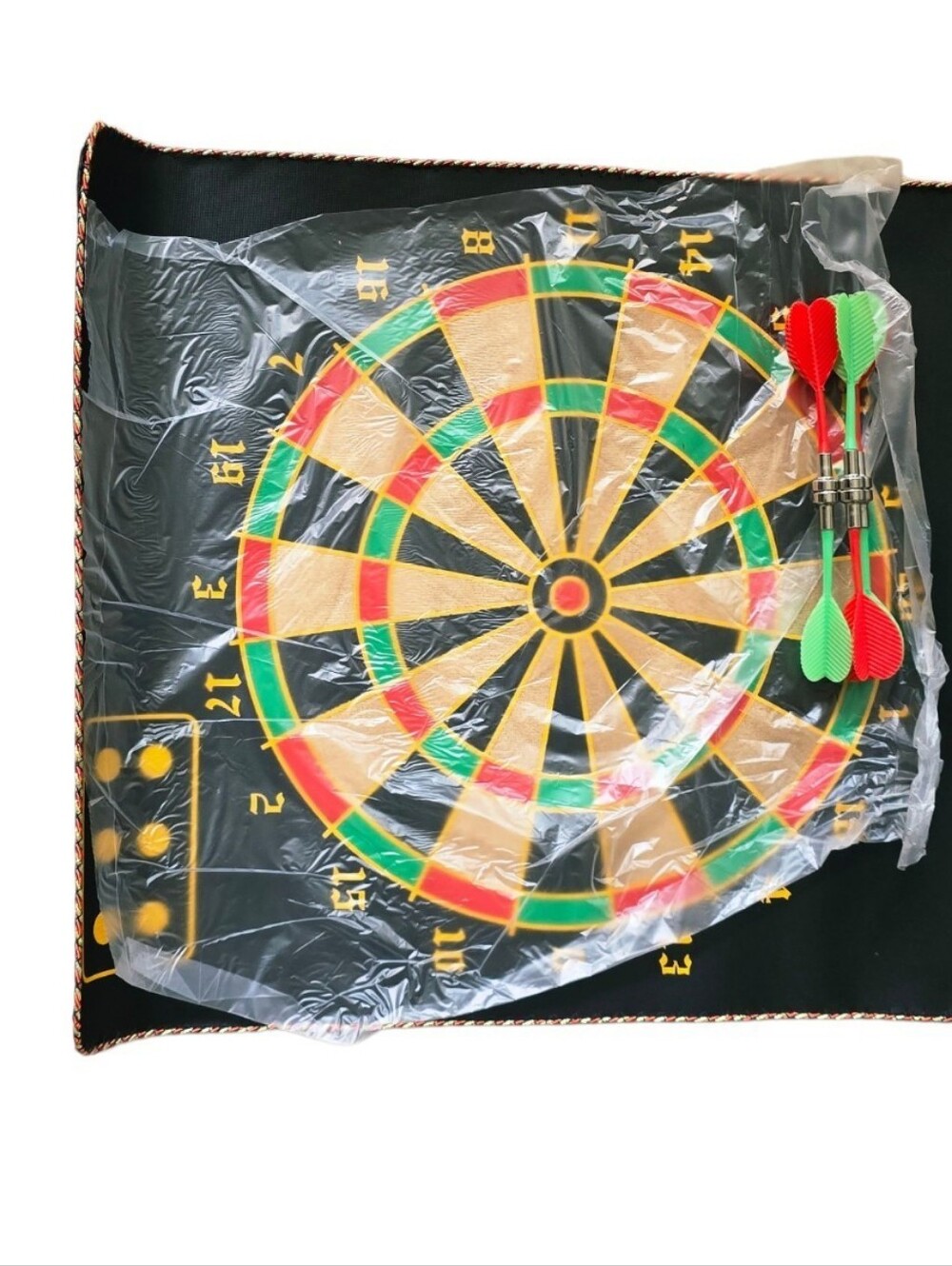 Journeyman 2-in-1 Magnetic Dartboard Set New Family Game - Picture 4 of 5